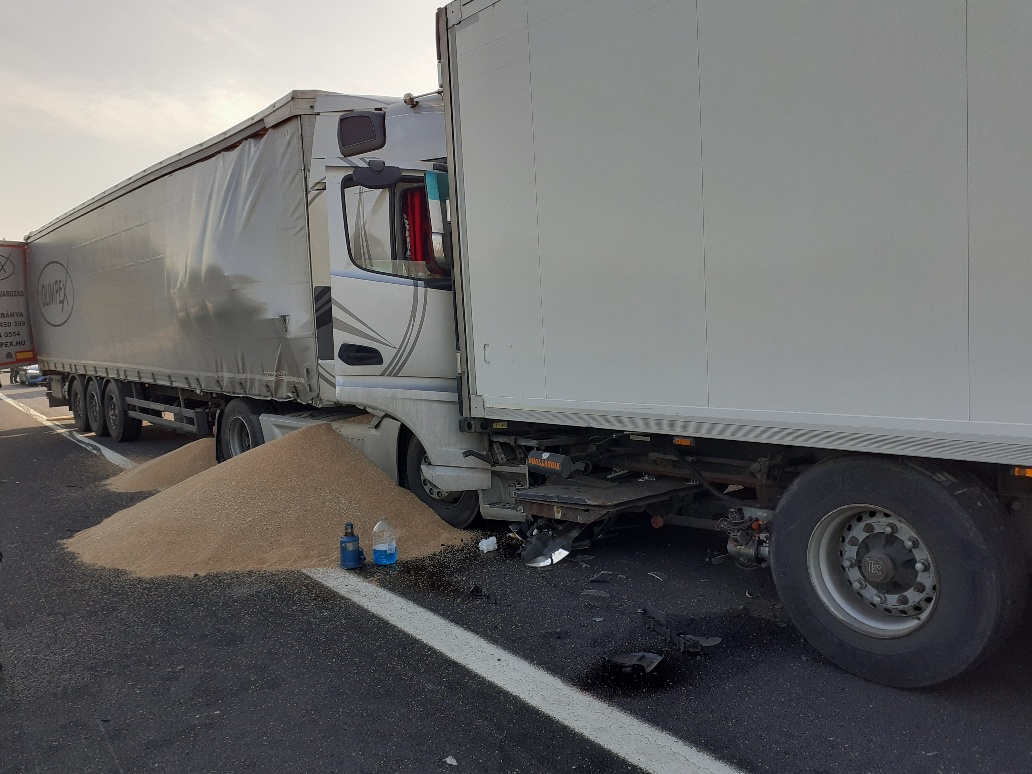 Incidente Tra Due Camion Code Tra Latisana E San Stino Di Livenza